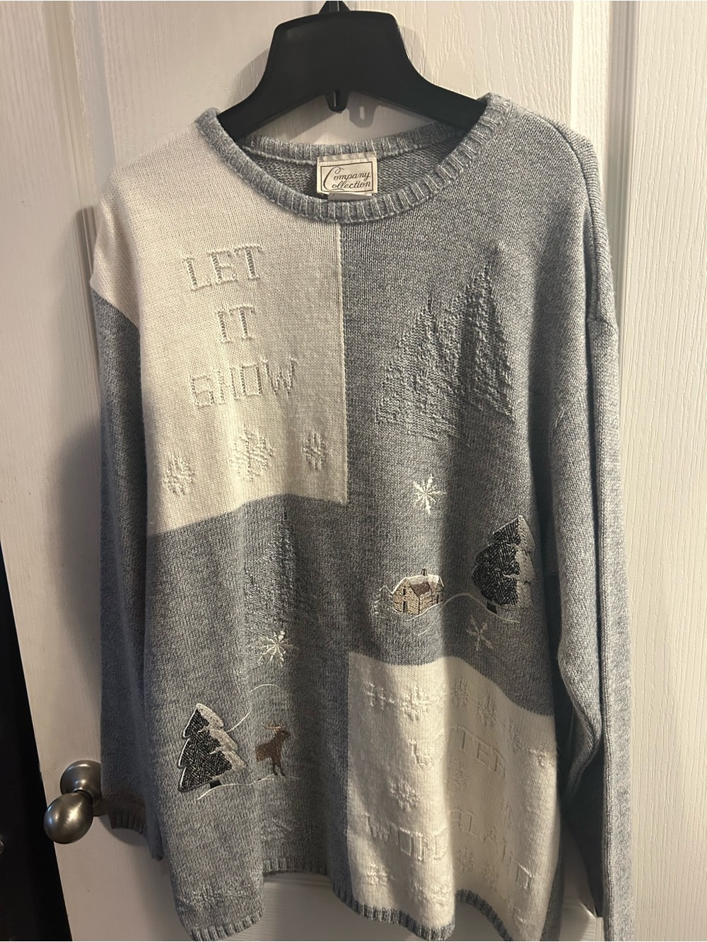 Men's Gray 'Let It Snow' Crewneck Holiday Sweater